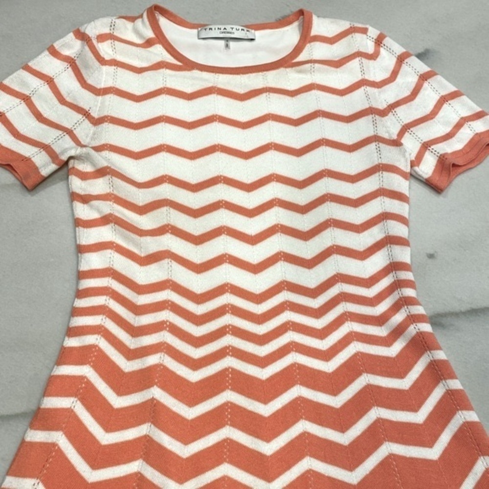Trina Turk Dress Sweater Knit Chevron Coral Cream - Picture 2 of 14